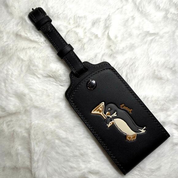NWT COACH Luggage Tag With Penguin Print - Picture 1 of 4